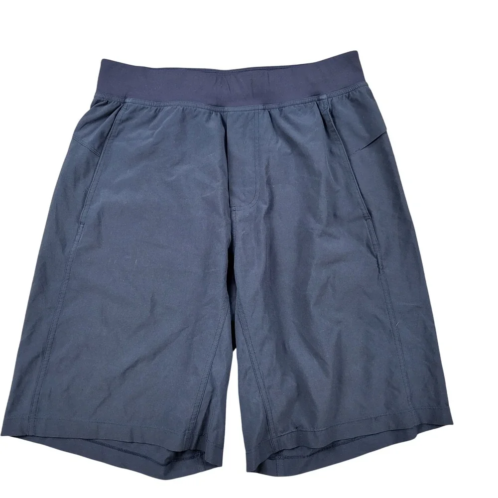 Lululemon Men's In Mind Short Navy Blue Flat Front Faux Fly Yoga Athletic Size M
